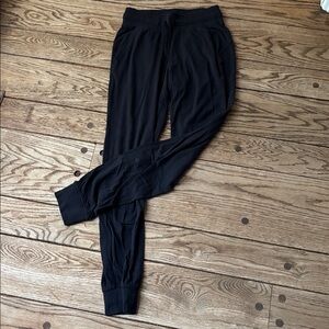 Lululemon size 4 Joggers